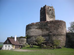 Zamek, to ciekawie i mądrze spędzony czas w trakcie wypoczynku. Zamek Bolków – cennik