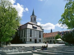 Kulinarna podróż po Częstochowie: Odkryj najlepsze miejsca do jedzenia w mieście